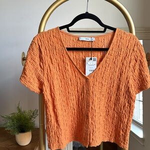NWT MANGO orange textured button front short sleeve blouse top (medium) ✨